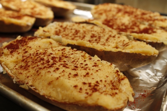Twice Baked Potatoes | Hugs 'n Kitchen